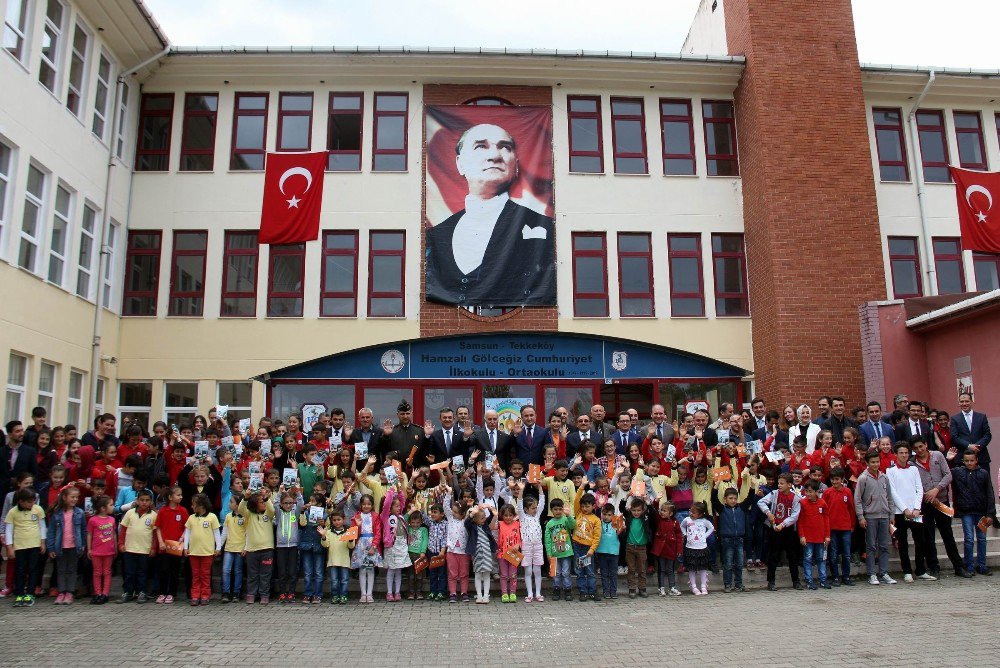 20 Bin Minik Öğrenciye ‘Güvenli Ulaşım’ Anlatıldı