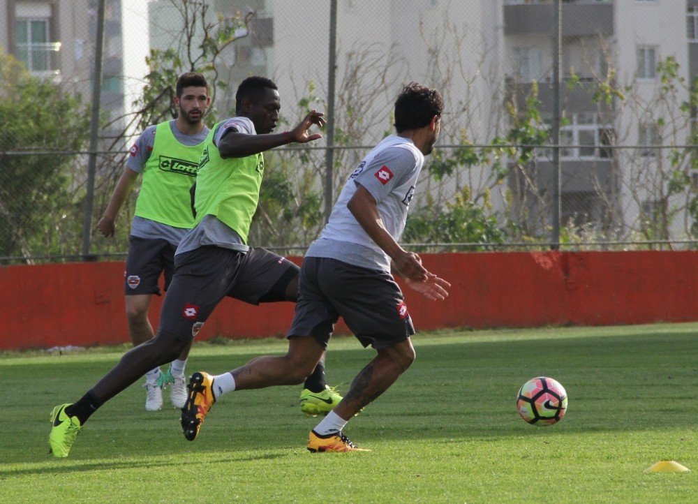 Adanaspor’da Trabzonspor Maçı Hazırlıkları Sürüyor