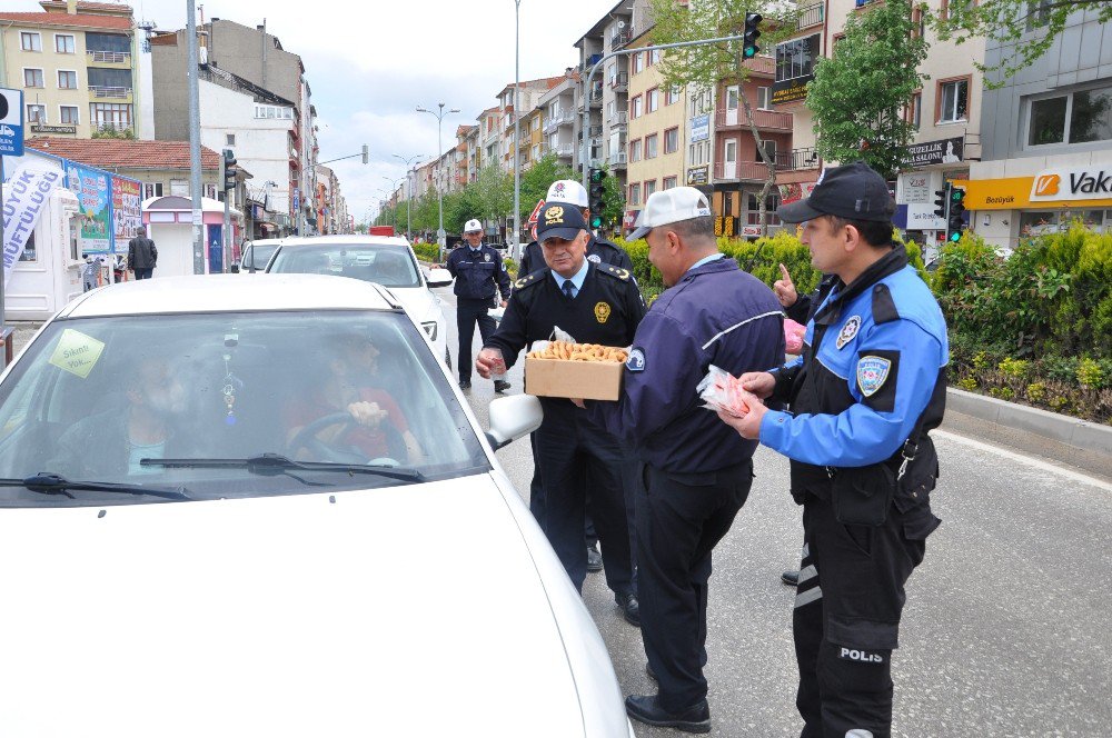 Bozüyük’te Trafik Haftasında Sürücüler Unutulmadı