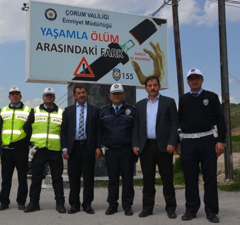 Polis Sürücülere Leblebi Dağıttı