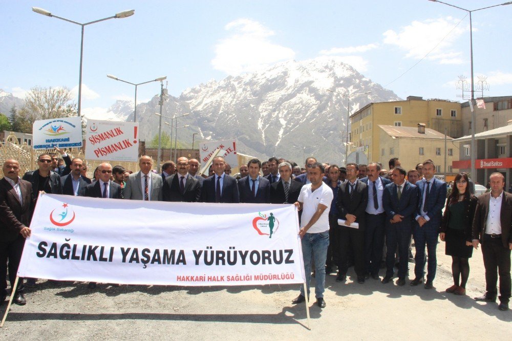 Hakkari’de ‘Sağlık İçin Hareket Et’ Yürüyüşü