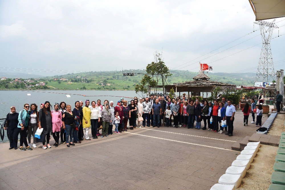 Başkan Doğan, Ebeleri Kahvaltıda Ağırladı