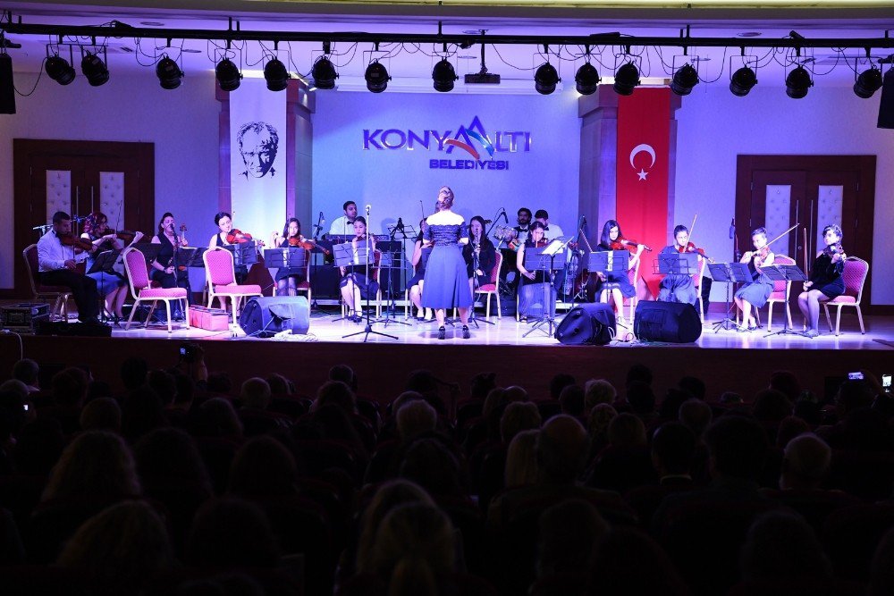 Konyaaltı Orkestrası’ndan Konser