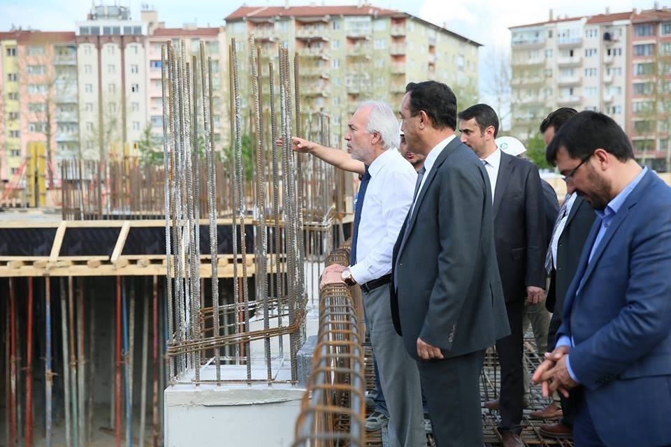 Yeni Belediye Hizmet Binası 1 Yıl Sonra Tamam