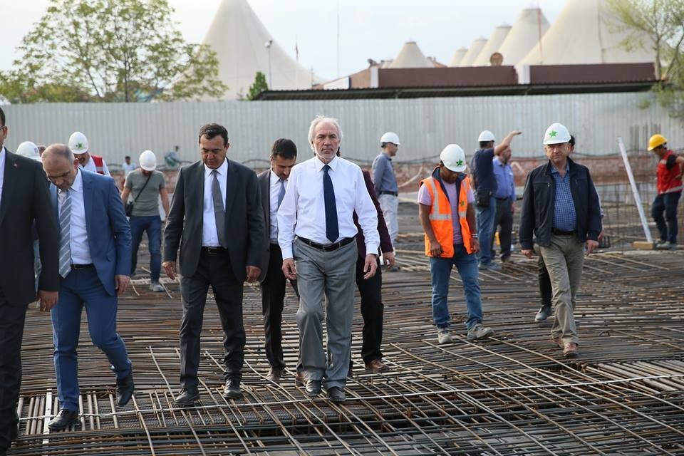 Yeni Belediye Hizmet Binası 1 Yıl Sonra Tamam