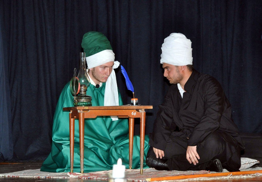 Mevlana’yı Şiirleriyle Yaşattılar