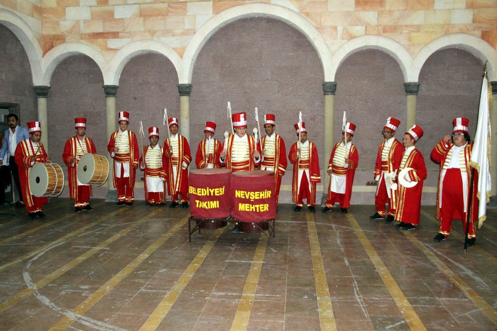 Dünyanın En Özel Mehter Takımı Nevşehir’de Konser Verdi