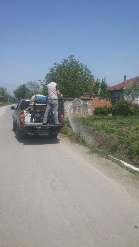 Serdivan Belediyesi Ekipleri Sineksiz Bir Yaz İçin Görev Başında