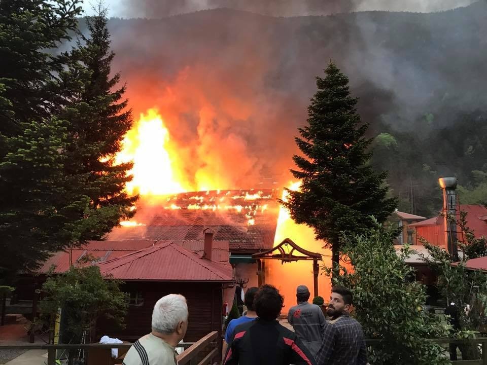 Uzungöl’de Yangın