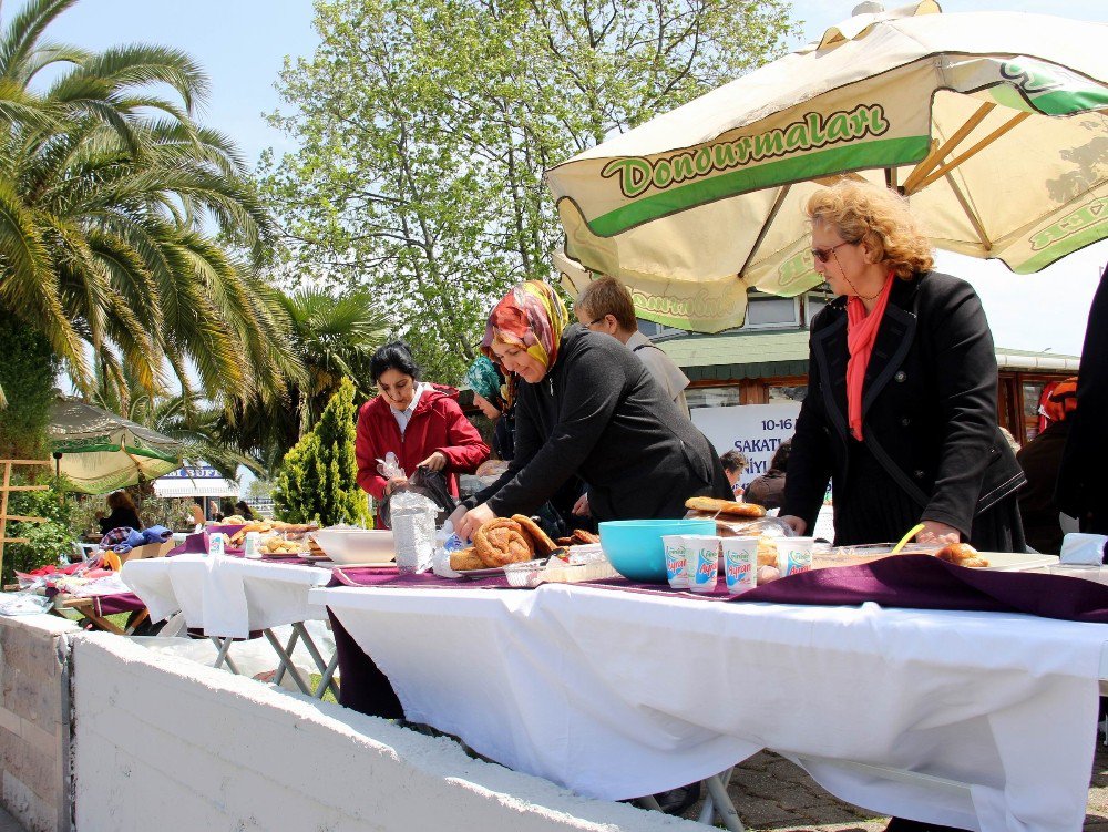 Engellilerden Tekerlekli Sandalye İçin Kermes