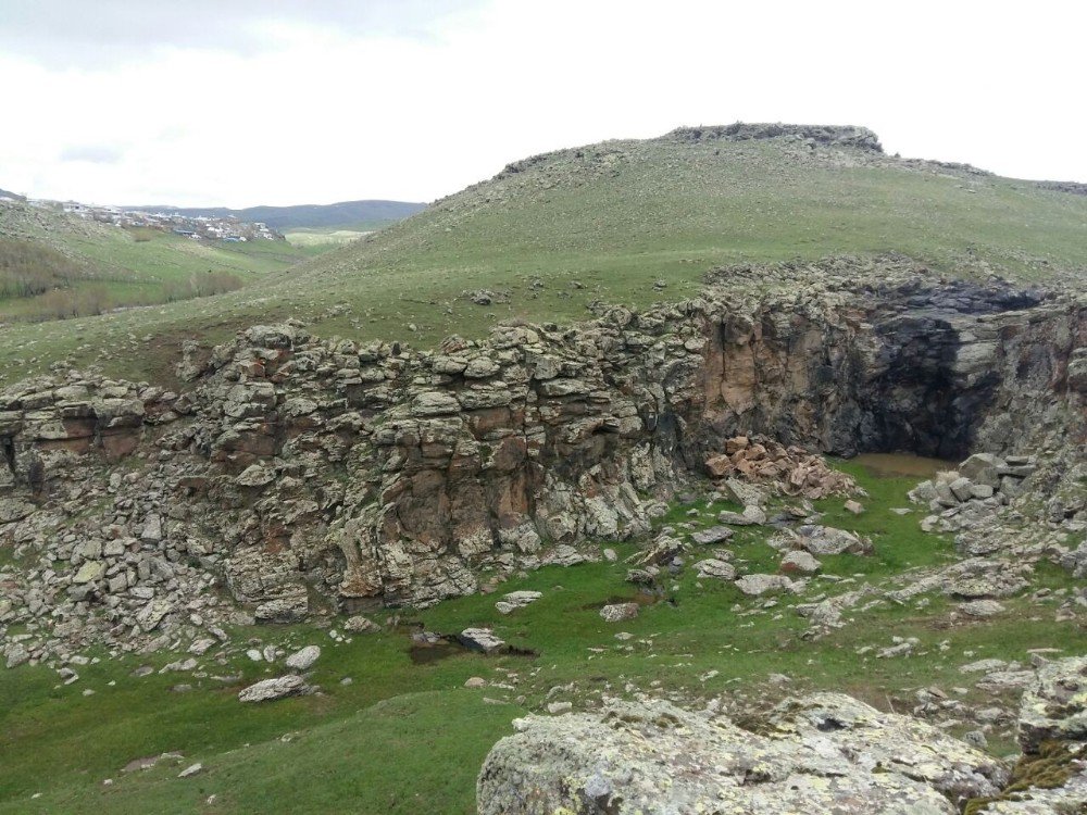 Ağrı’da Şelale Kurudu