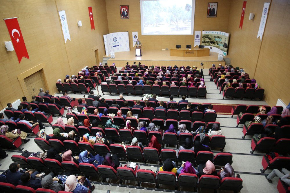 Bayburt Üniversitesinde ‘Kudüs Bizim Neyimiz Olur?’ Konferansı Düzenlendi