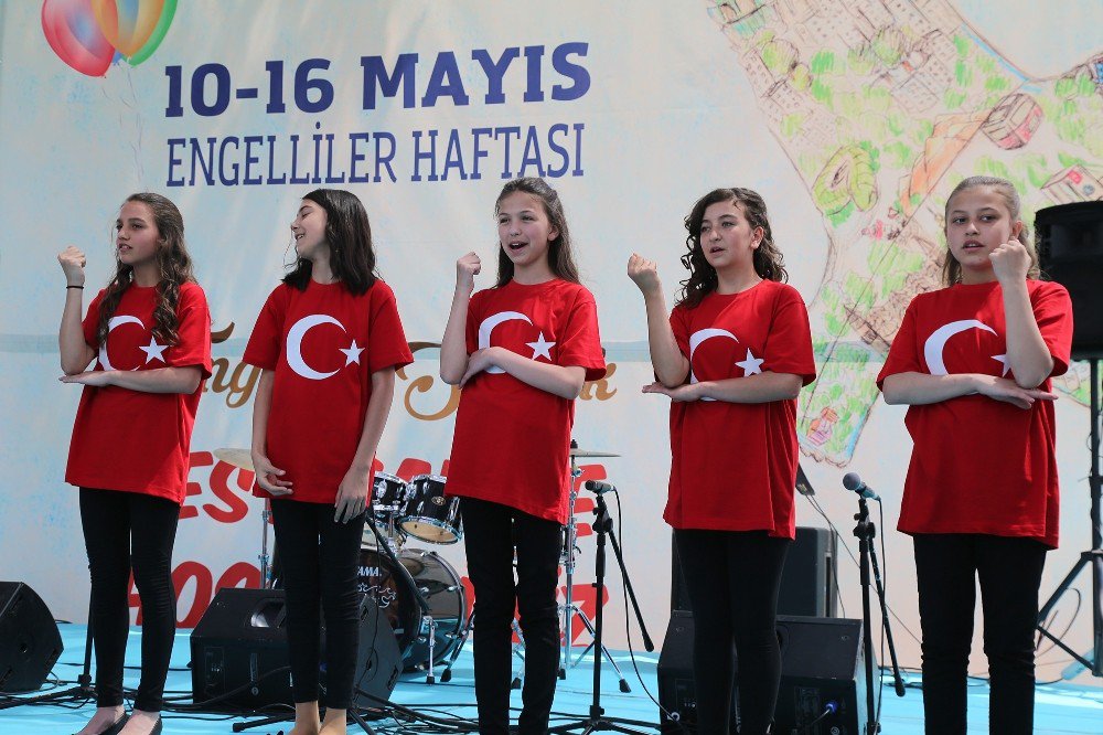 Bursa’da "Engelsiz Sokak Festivali"