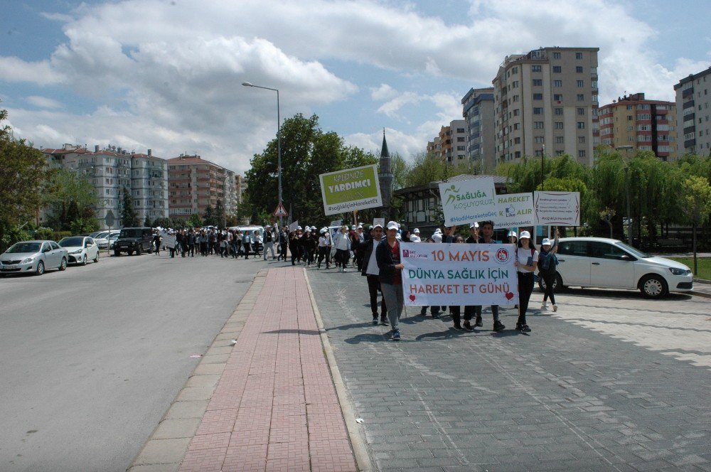 Eskişehir’de ‘Dünya Sağlık İçin Hareket Et Günü’ Yürüyüşü