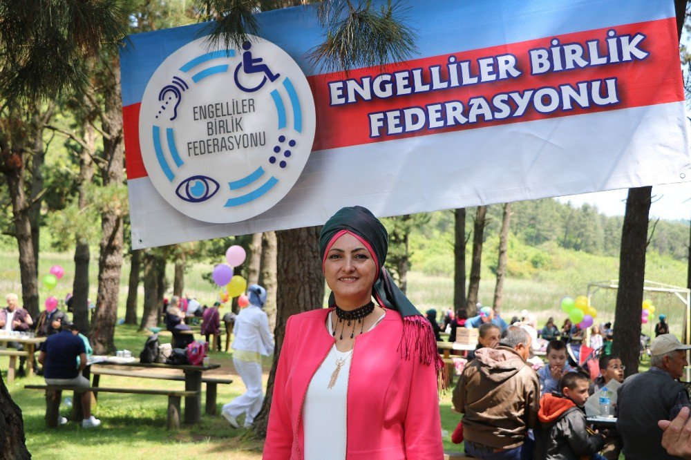 Engelliler Aileleriyle Birlikte Doyasıya Eğlendi