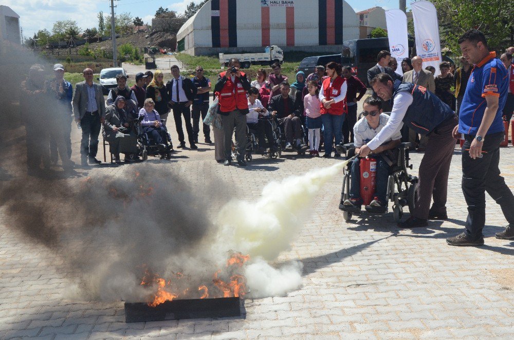 Engelli Bireylere Yönelik Yangın Tatbikatı