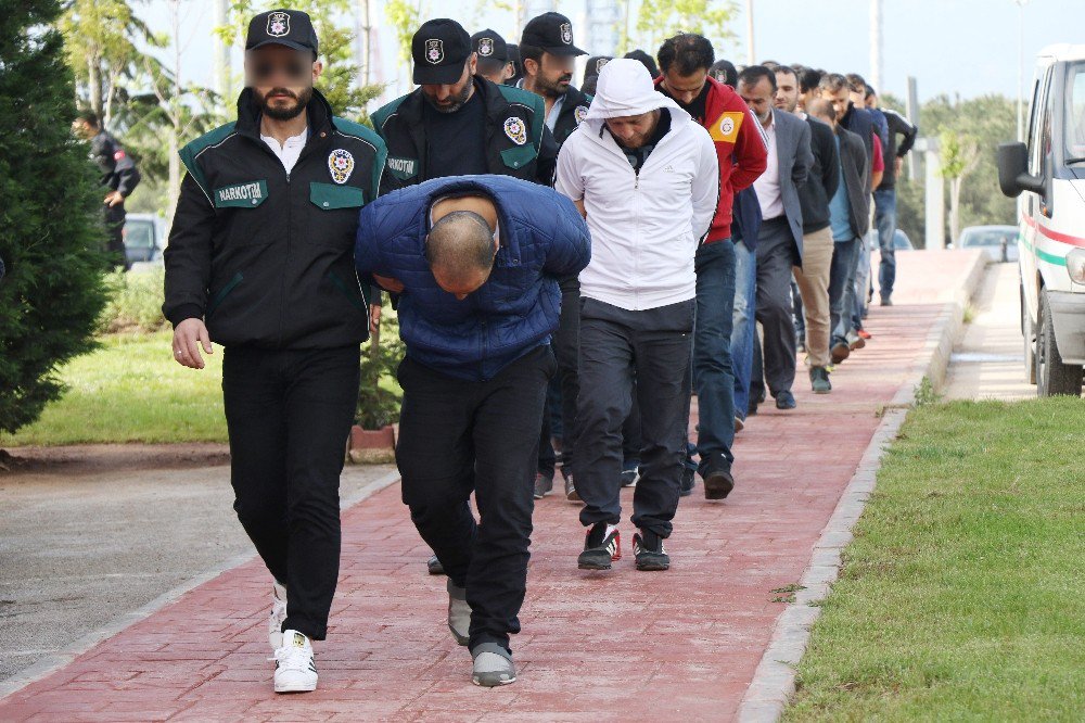 Kocaeli’de 21 Uyuşturucu Satıcısı Adliyeye Sevk Edildi