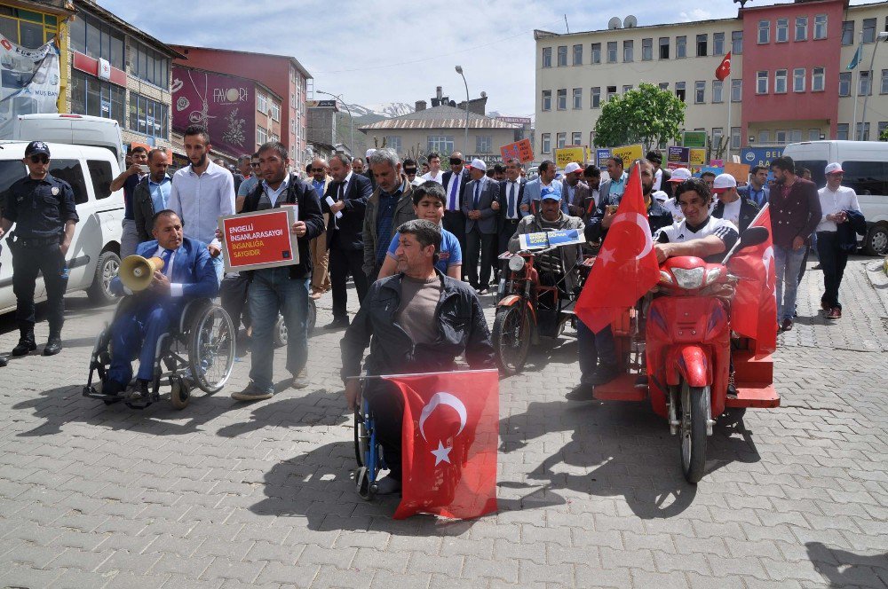 Muş’ta Engelliler Haftası Yürüyüşü