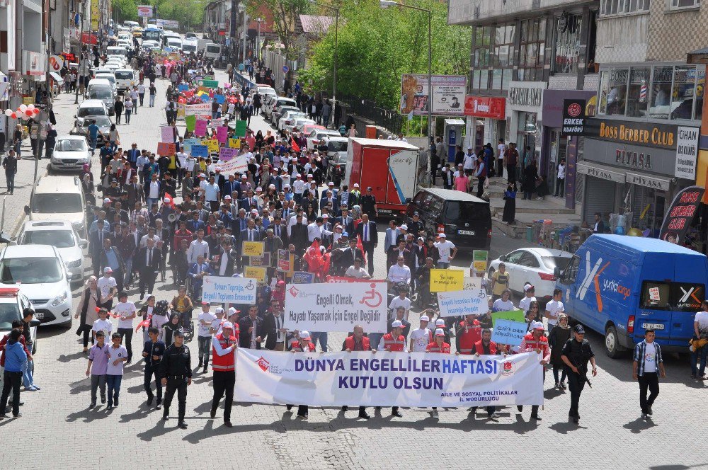 Muş’ta Engelliler Haftası Yürüyüşü