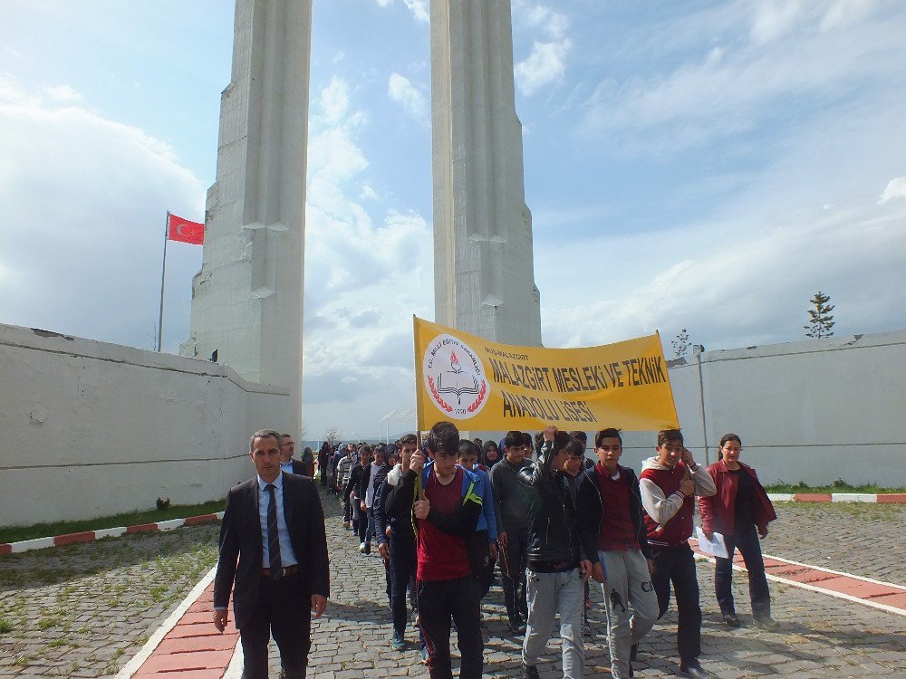 Malazgirt’te "Sağlık İçin Hareket Et” Etkinliği