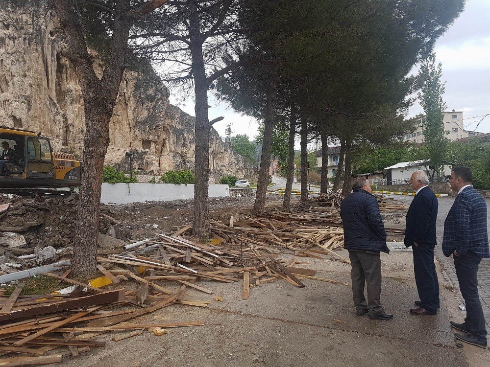 Reşadiye Kaplıca Otel Yenileniyor