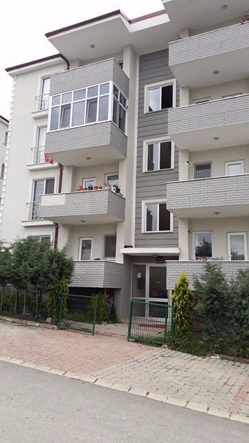 Evine Balkondan Giren Genç Polis Hayatını Kaybetti