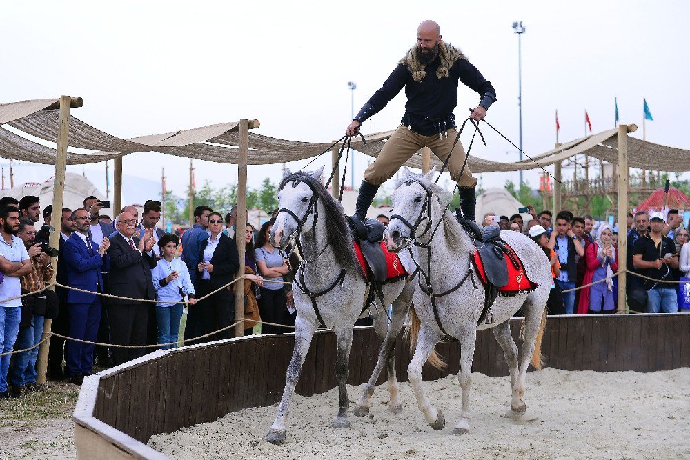 Bakan Nabi Avcı Ve Bilal Erdoğan Festival Alanını Gezdi