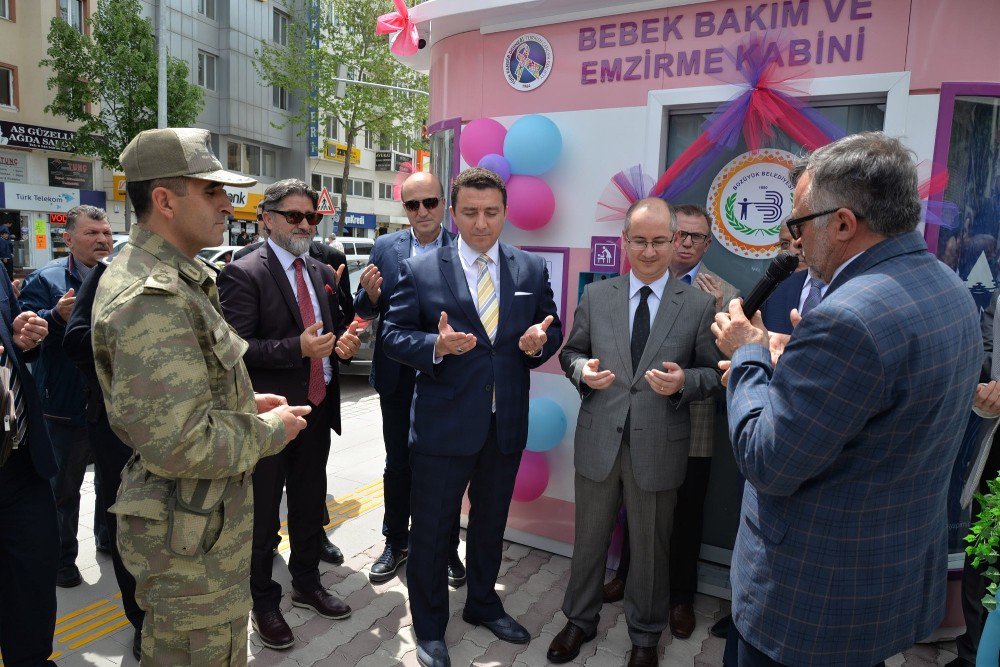 Bebek Emzirme Ve Bakım Kabinleri Düzenlenen Törenle Açıldı