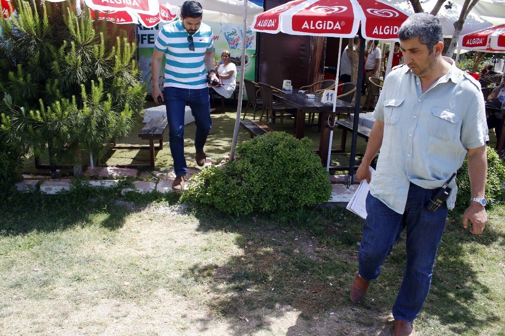 Karısıyla Tartışan Koca, Eşini Ve Çocuğunu Bıçakla Yaraladı