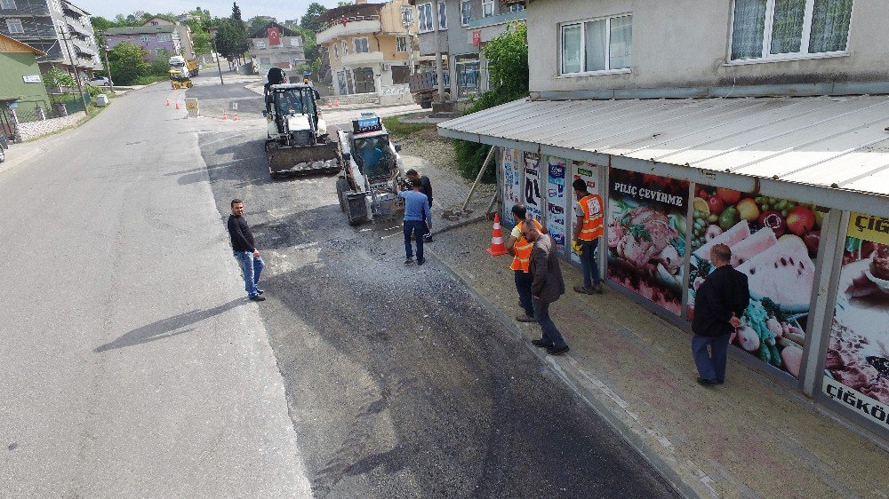 Kullar Yakacık Caddesi’ne Aşınma Asfaltı Atılacak