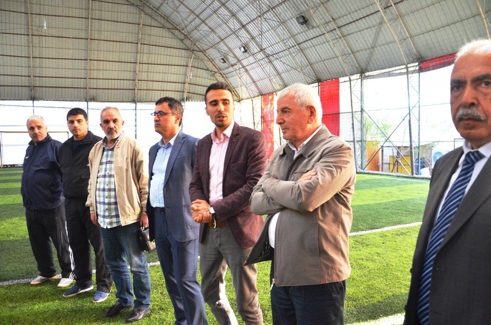 Birlik Ve Beraberlik Halı Saha Futbol Turnuvasının Açılışını Mumcu Yaptı