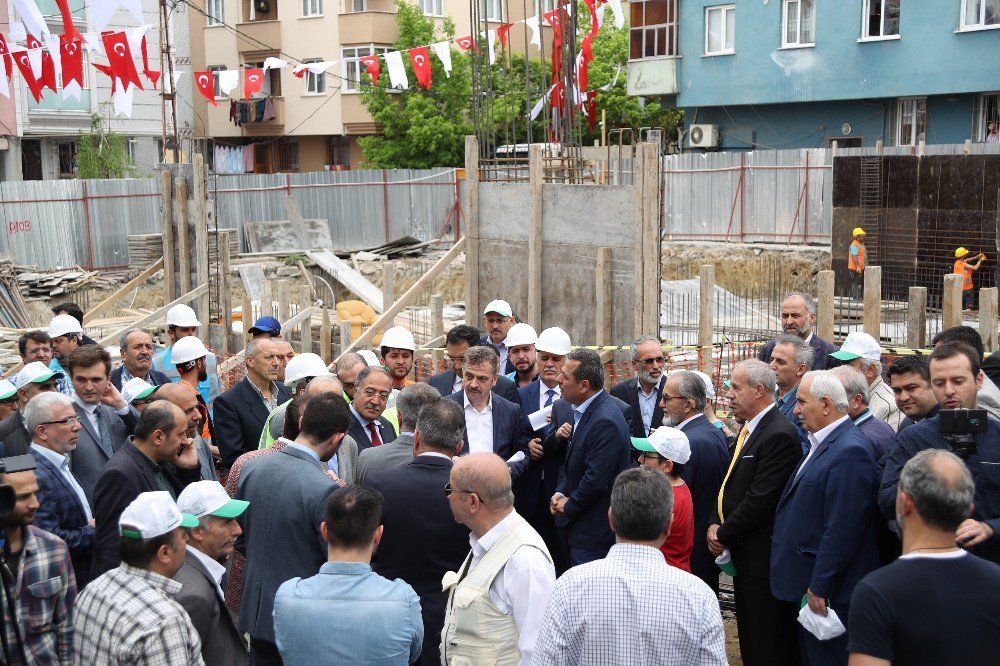 Gaziosmanpaşa’da Hacı Veyis Camii’nin Temeli Atıldı