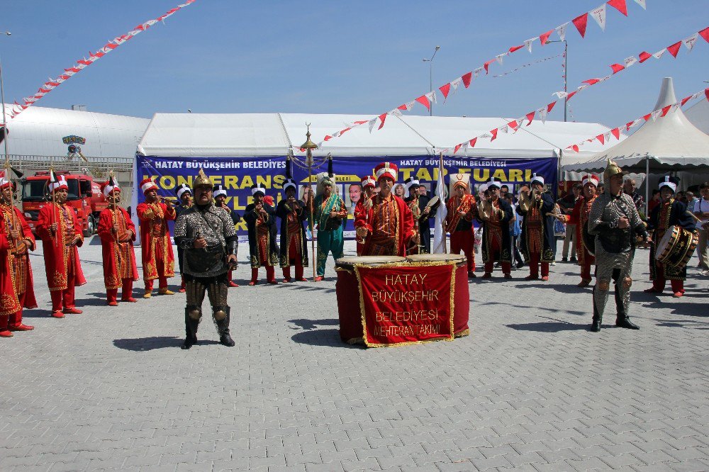 Akdeniz’in En Büyük Kitap Fuarı Açıldı