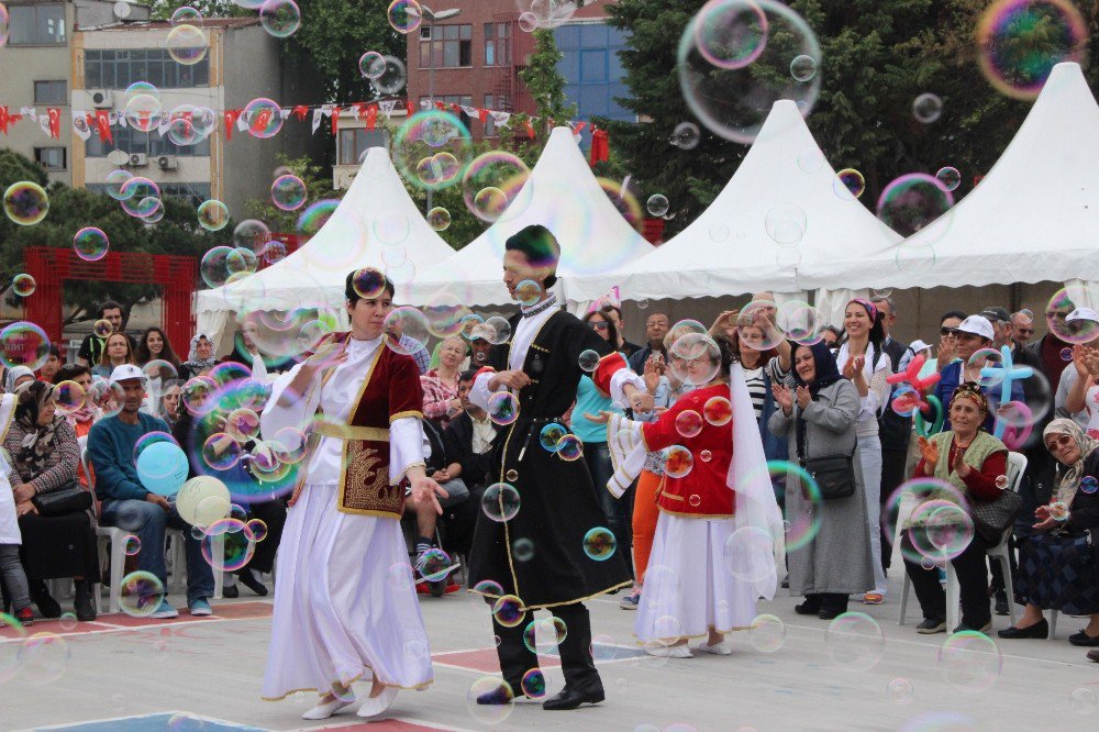 Suzan Kardeş Engelliler İçin Konser Verdi