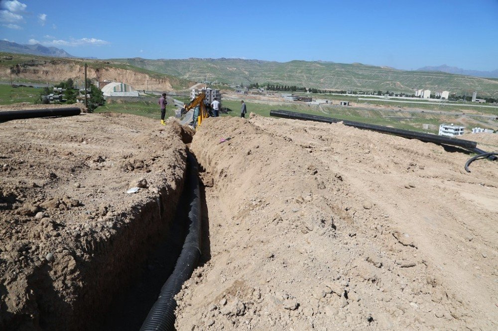 Cizre Belediyesi Su Sorununu Çözüyor