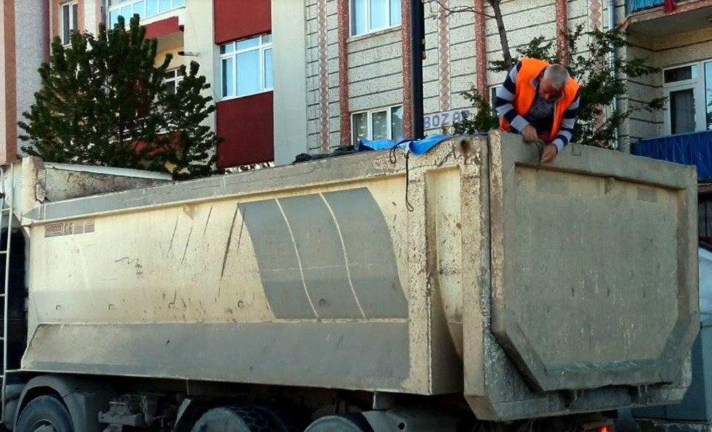 Sivas’ta Hafriyat Kamyonlarına Ceza Yağdı