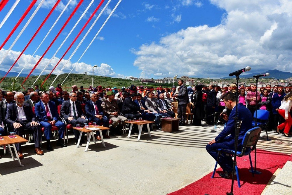 Tosya’da Kız Anadolu İmam Hatip Lisesinin Tanıtımı Yapıldı