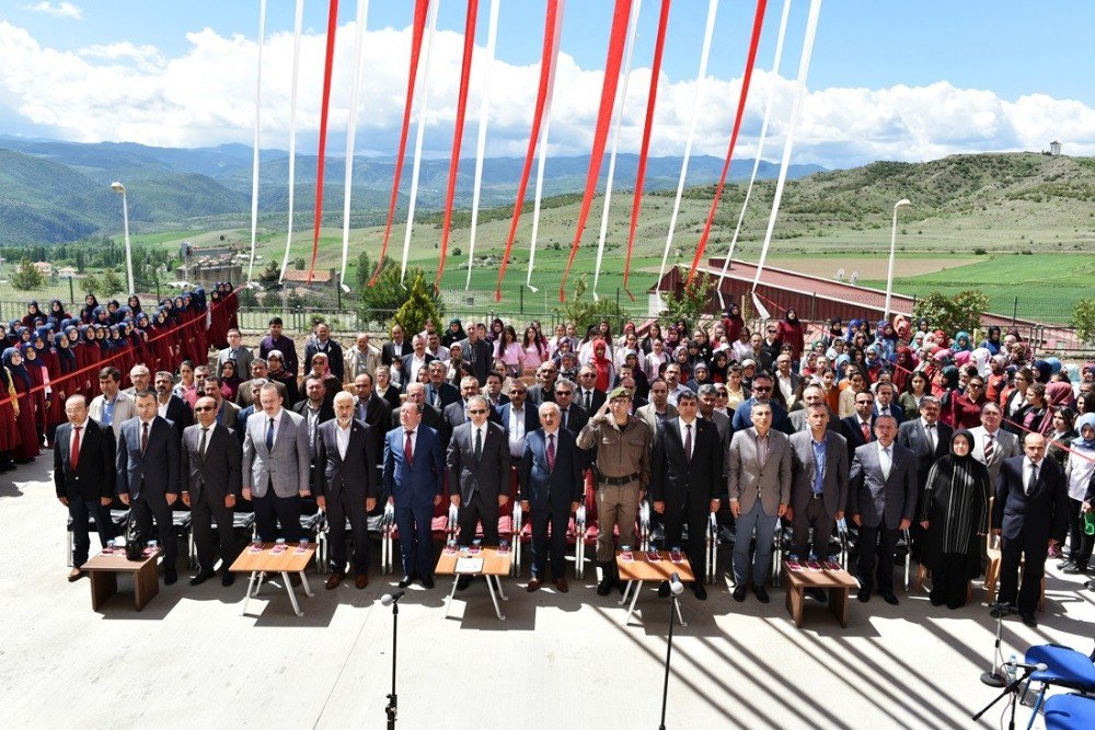 Tosya’da Kız Anadolu İmam Hatip Lisesinin Tanıtımı Yapıldı