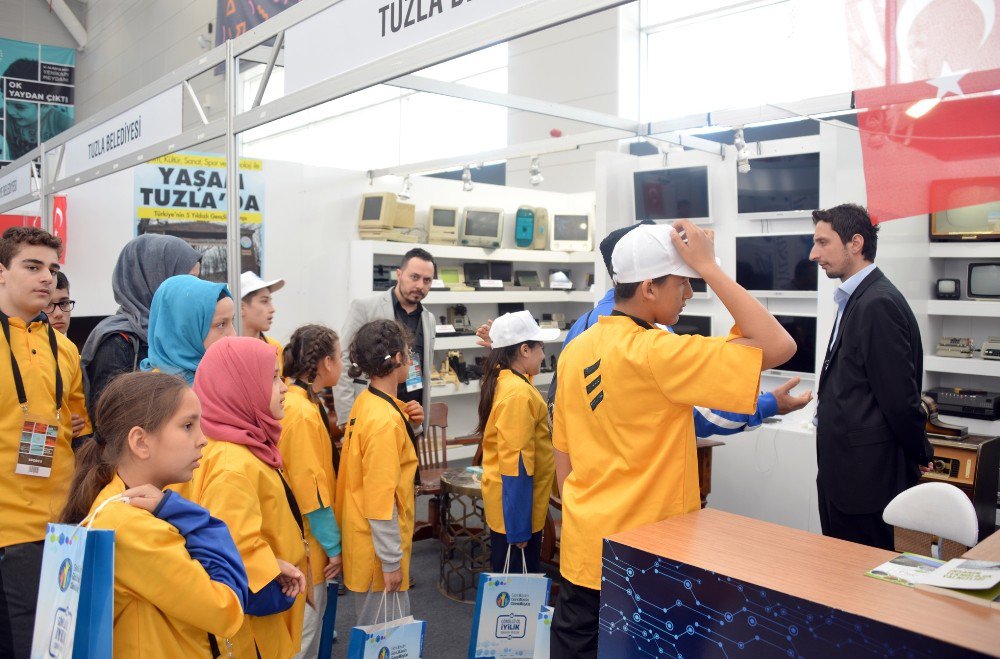 Başkan Yazıcı’nın Teknolojinin Serüveni Sergisi Etnospor Kültür Festivali’nde De Sergileniyor