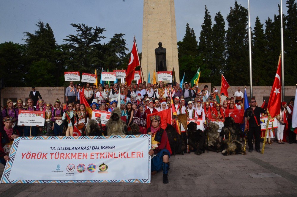 13. Uluslararası Yörük Türkmen Şöleni’nde Yörük Göçü Canlandırıldı