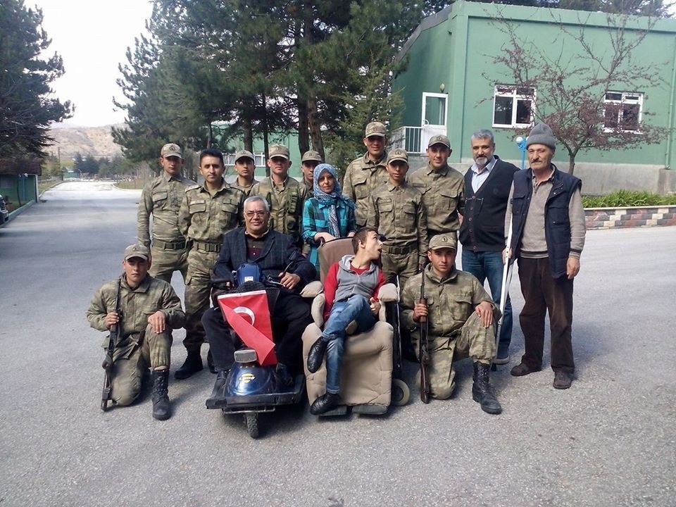 Bir Günlük Askerlik Heyecanı Yaşadılar