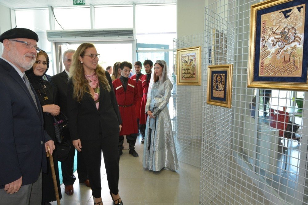 Düzce Üniversitesi Uluslararası Şota Rustaveli 850. Yıl Sempozyumuna Ev Sahipliği Yaptı