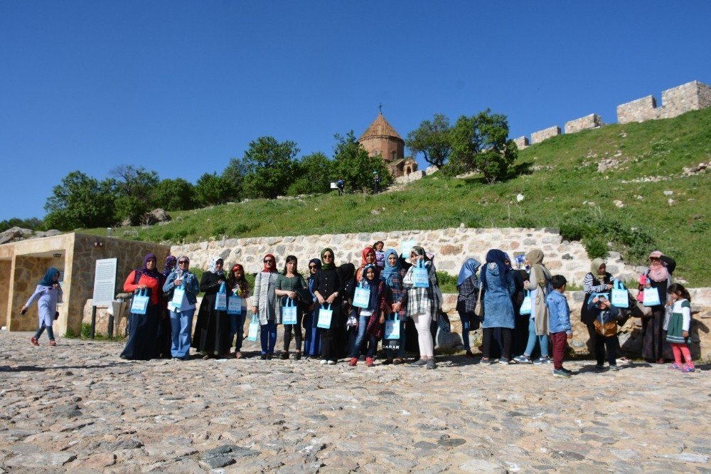 Tuşba Belediyesinden Örnek Etkinlik