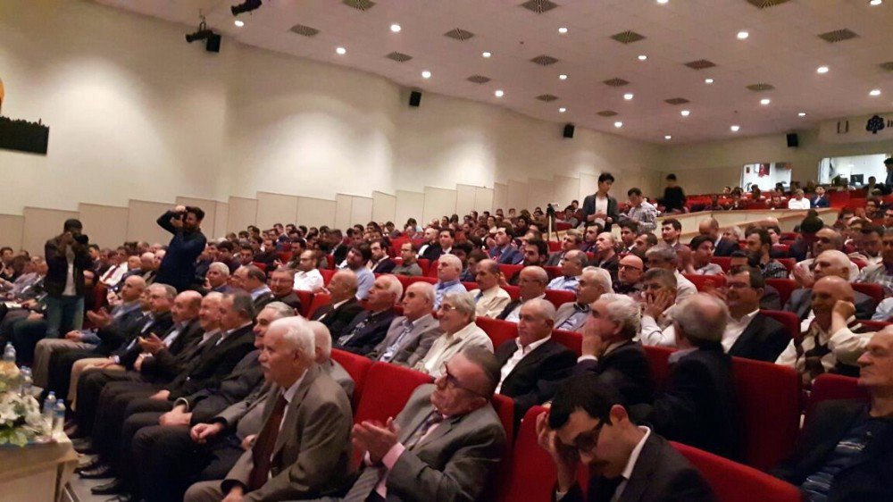 İhlas Vakfı Bahçelievler Yurdu’nda Mehterli Mezuniyet Coşkusu