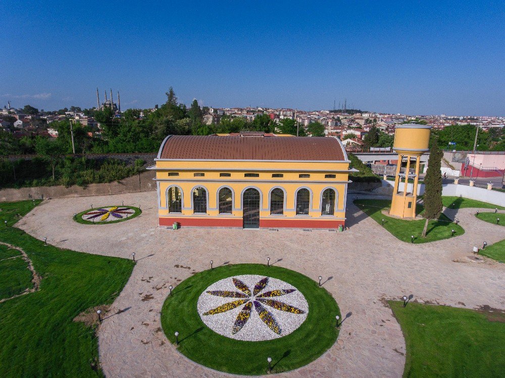 Tarihi Elektrik Fabrikası Kültür Merkezi Ve Nikah Salonu Açıldı