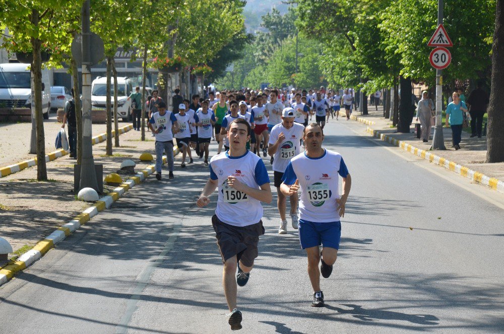 Beykoz’da 2 Bin Sporcu 15 Temmuz Şehitleri İçin Koştu