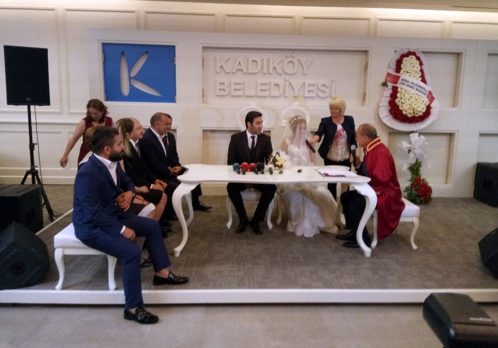 Chp Genel Başkanı Kılıçdaroğlu, Nikah Törenine Katıldı