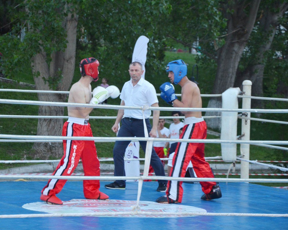 Kick Boks Bahar Turnuvası’nda Şampiyon Konya Meram Belediyesi