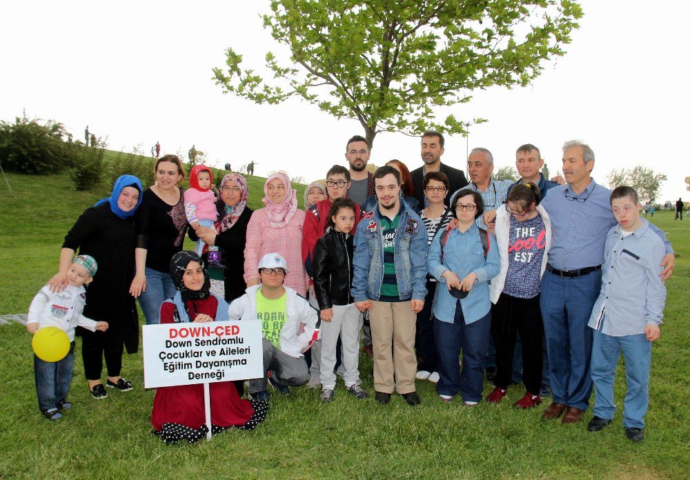 İlkadım, Anneler Günü’nü Ve Engelli Çocukları Unutmadı