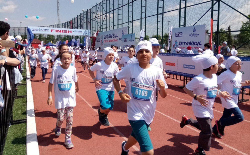 İstanbul Çocuk Maratonu Renkli Görüntülere Sahne Oldu